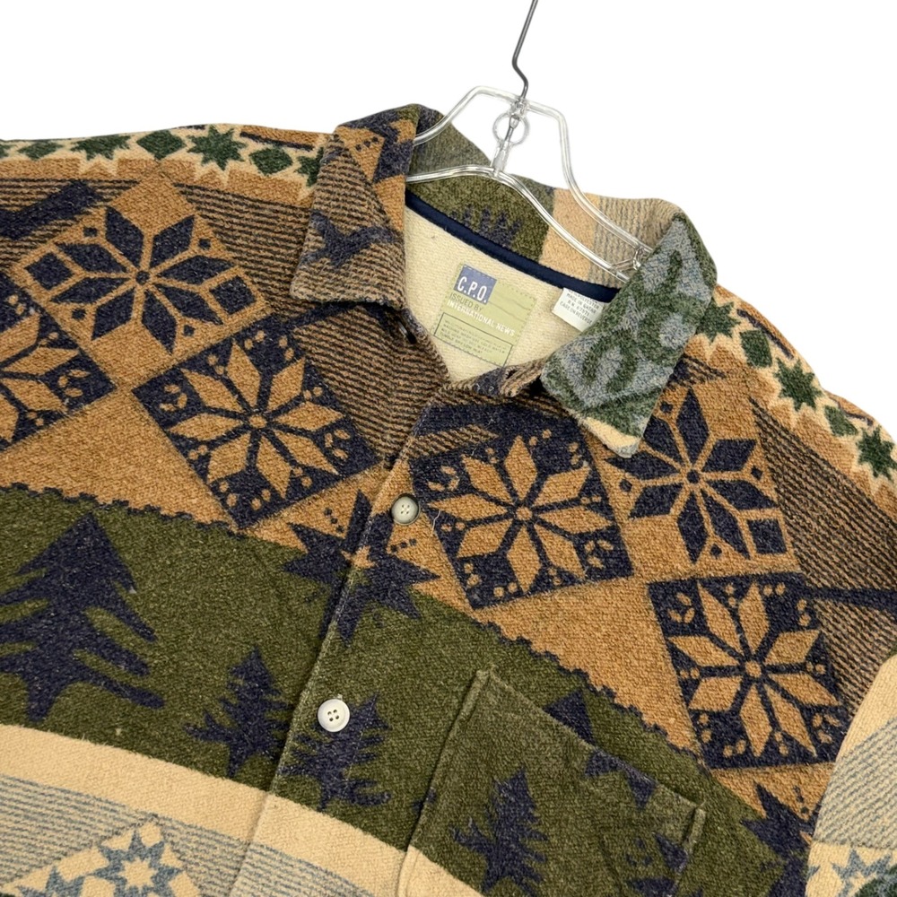 C.P.O. International News Shirt Mens L Multi Fleece Pattern Snowflake Tree SKU